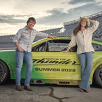 Tom Cruise and Anne Hathaway in Days of Thunder 2